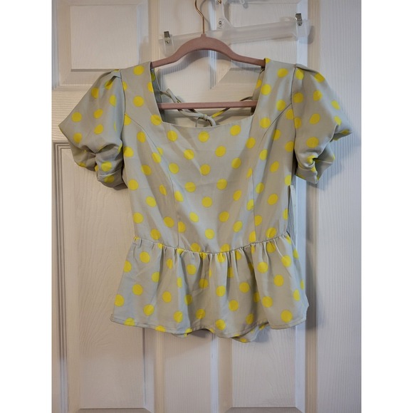 NWT Lily White Cropped Peplum Top S Light Green w Yellow Polka Dot Puff Sleeves - Picture 1 of 8